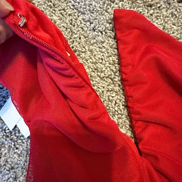 Red cocktail dress, NWT - Picture 4 of 7